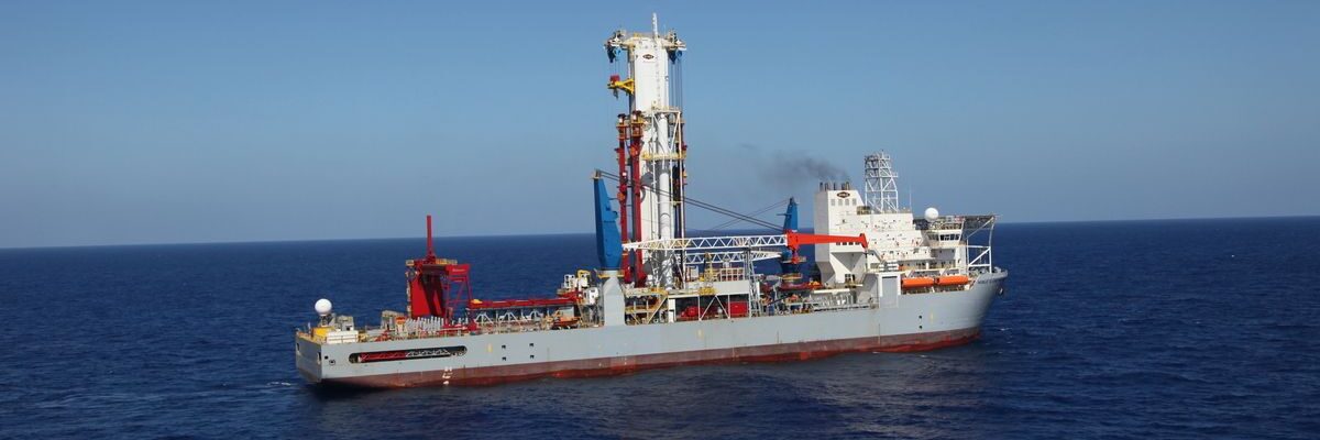 Noble Globetrotter I drillship; Source: Noble
