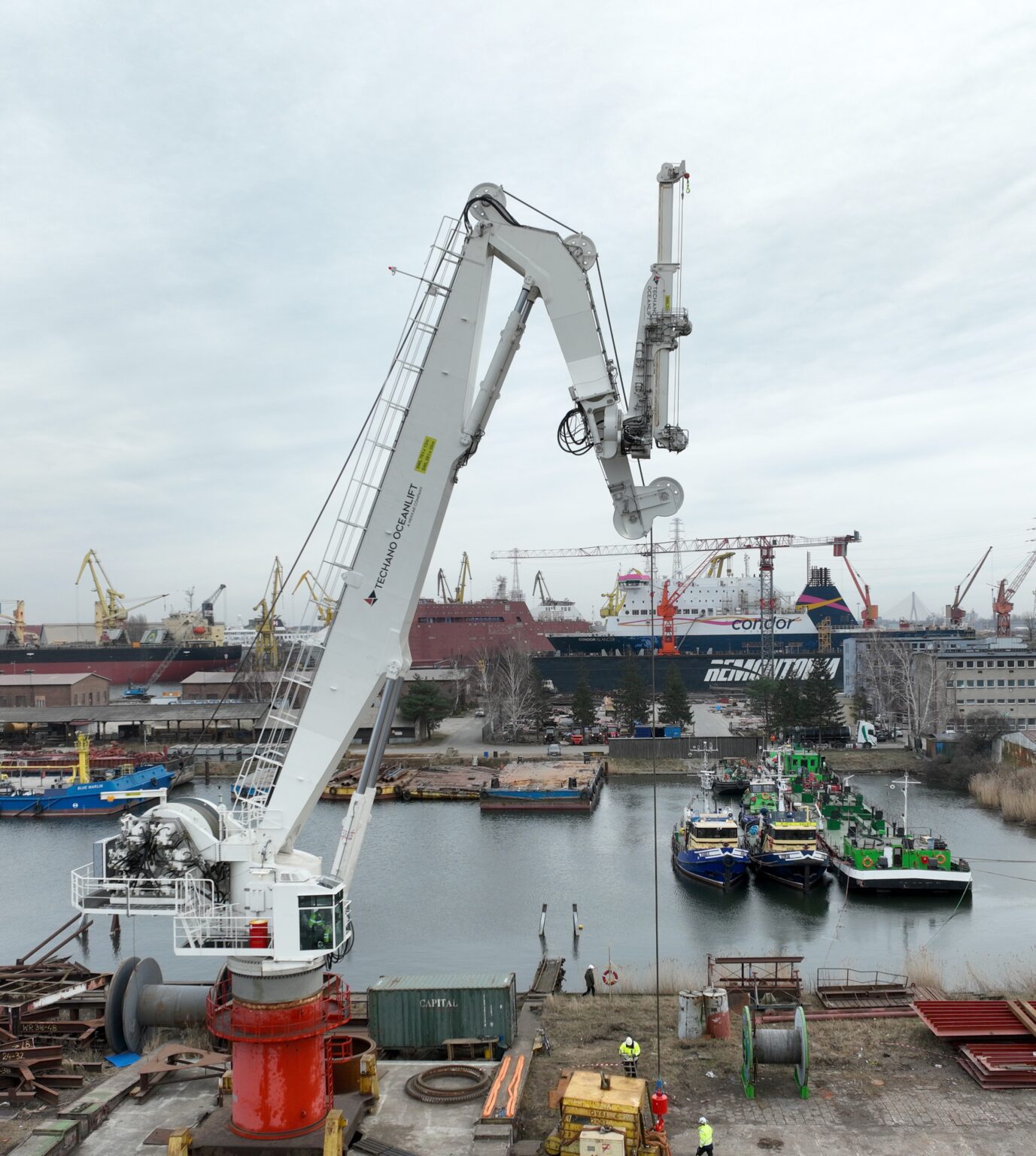 China-built MPSV to sport Techano Oceanlift crane next summer