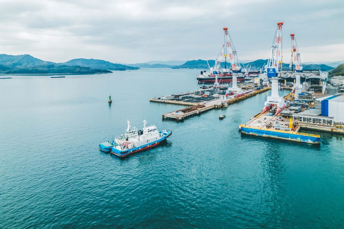 Tsuneishi-launches-Japans-