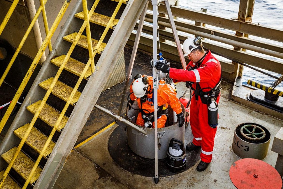 Two men on an offshore platform