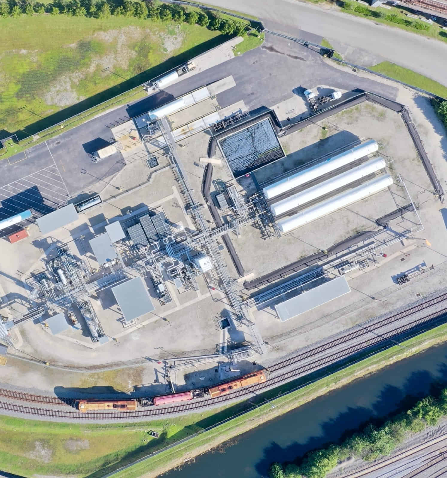 Liquefaction facility in Miami; Source: Sawgrass LNG & Power