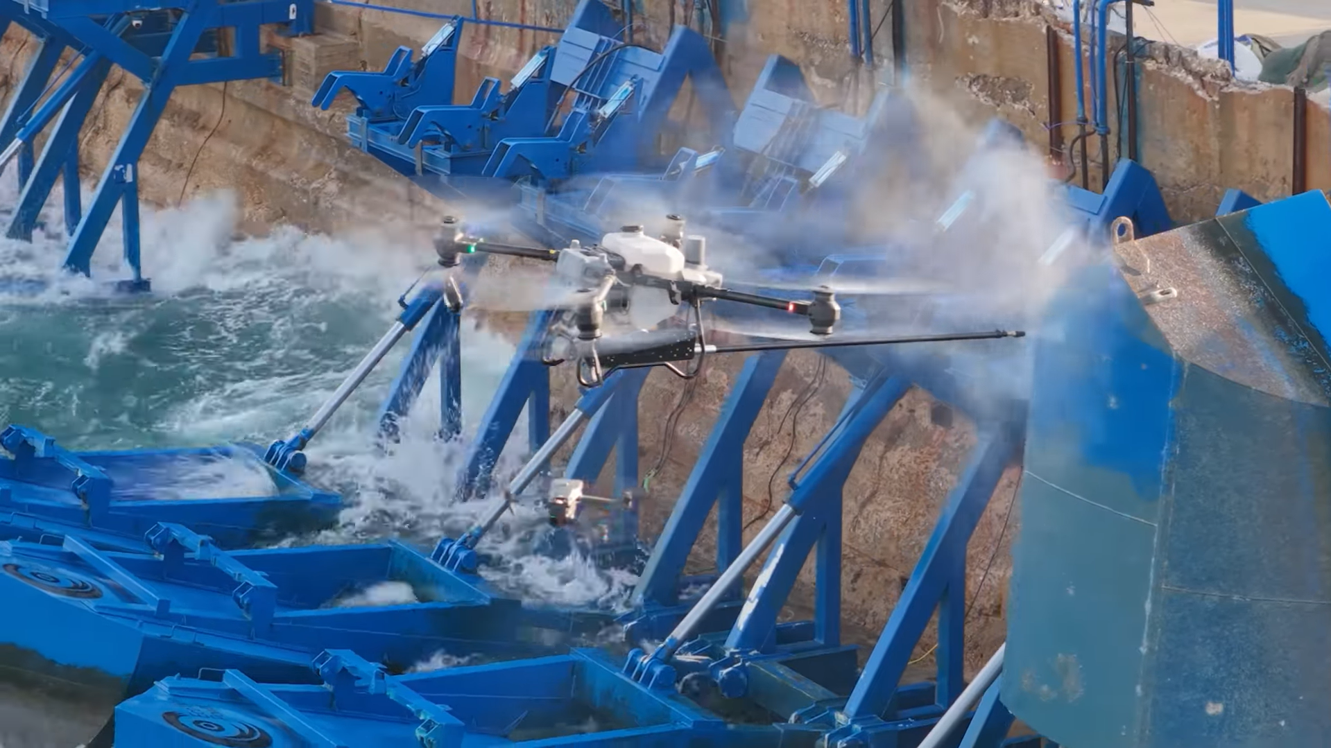 BladeRanger's drones cleaning Eco Wave Power's wave energy devices