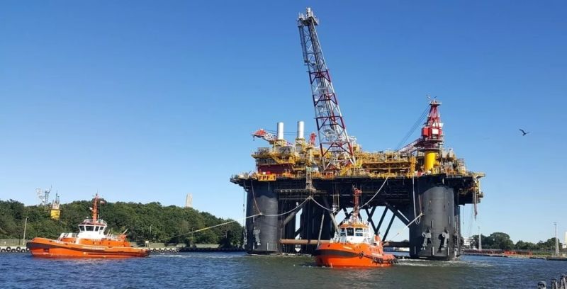 FPF-1; Source: AF Offshore Decom