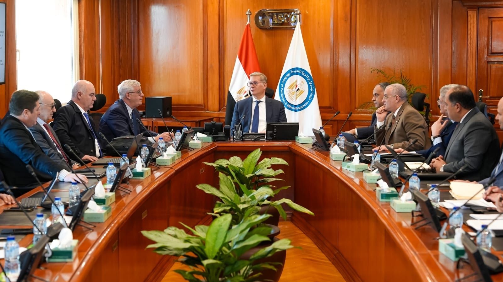 Meeting between Karim Badawi, Minister of Petroleum and Mineral Resources, and delegation from Technip Energies, Enppi, and Petrojet; Source: Ministry of Petroleum and Mineral Resources - Egypt