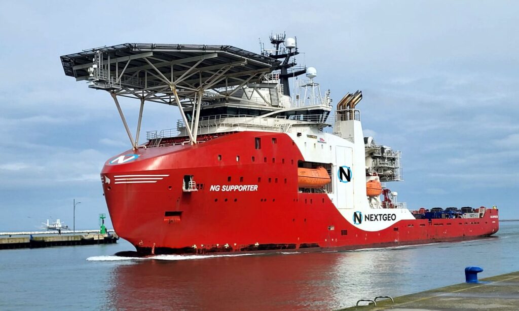 Chinese Launch Next gen Deepwater Multi purpose Offshore Engineering Chinese Launch Next gen Deepwater Multi purpose Offshore Engineering