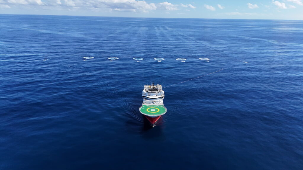 Hexa-source testing using the Gemini Enhanced Frequency Source (EFS) in conjunction with Apparition simultaneous source acquisition and separation technology; Source: TGS