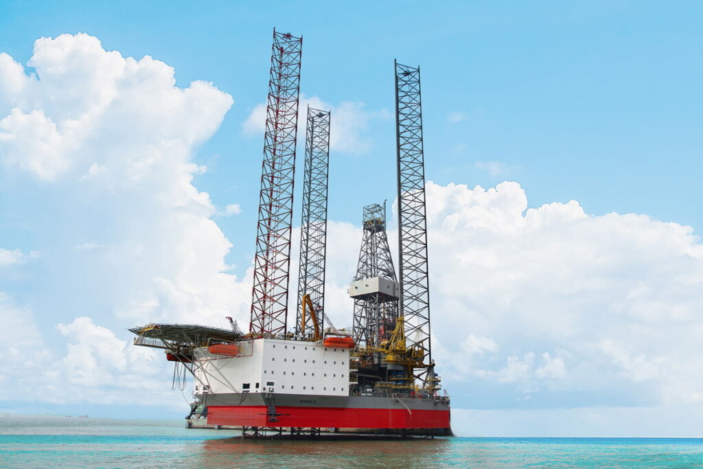 NAGA 6 jack-up rig; Source: Velesto