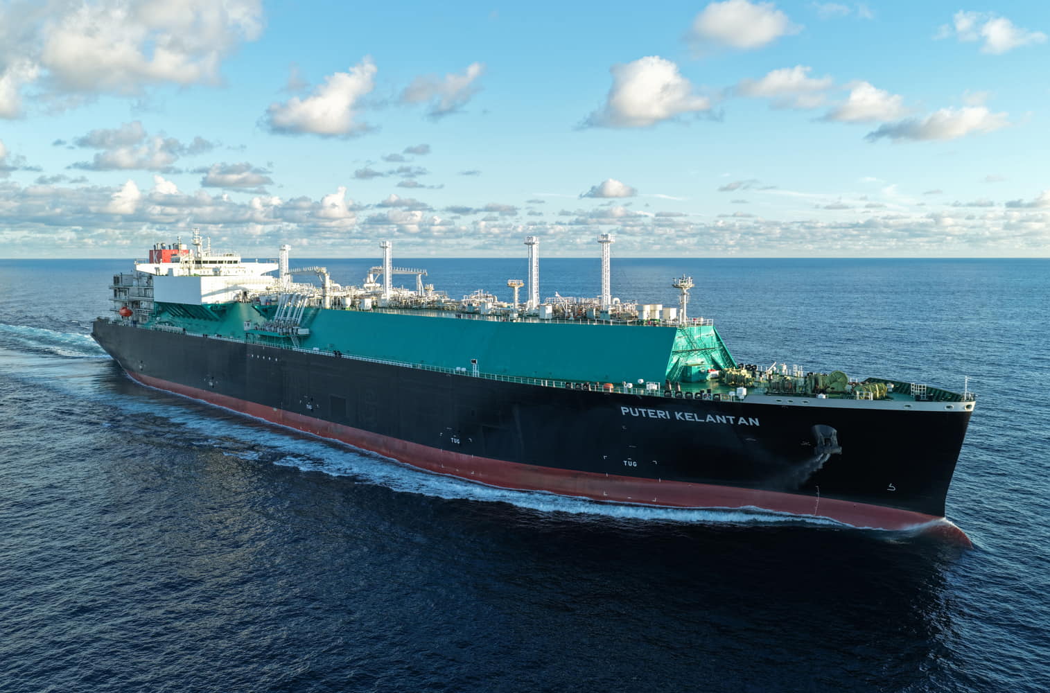 Puteri Kelantan LNG carrier; Source: K Line