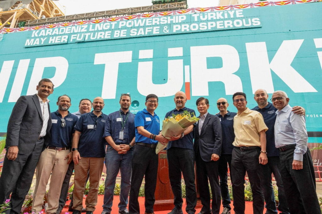 LNGT Türkiye sets sail as the seventh FSRU delivered by Seatrium for Karpowership, completing an eight-year conversion program; Source: Seatrium